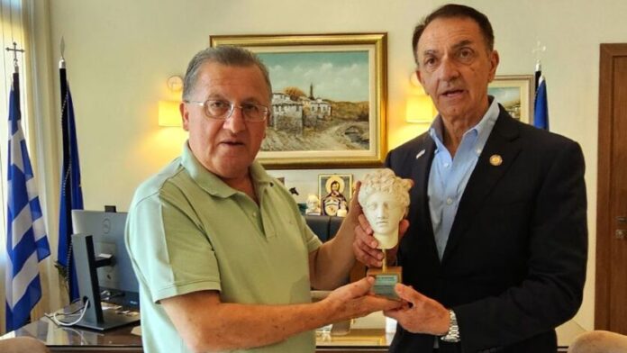 Σύσκεψη Δημάρχου Κατερίνης με τον Δήμαρχο Φορτ Λόντερντεϊλ από τις Η.Π.Α.