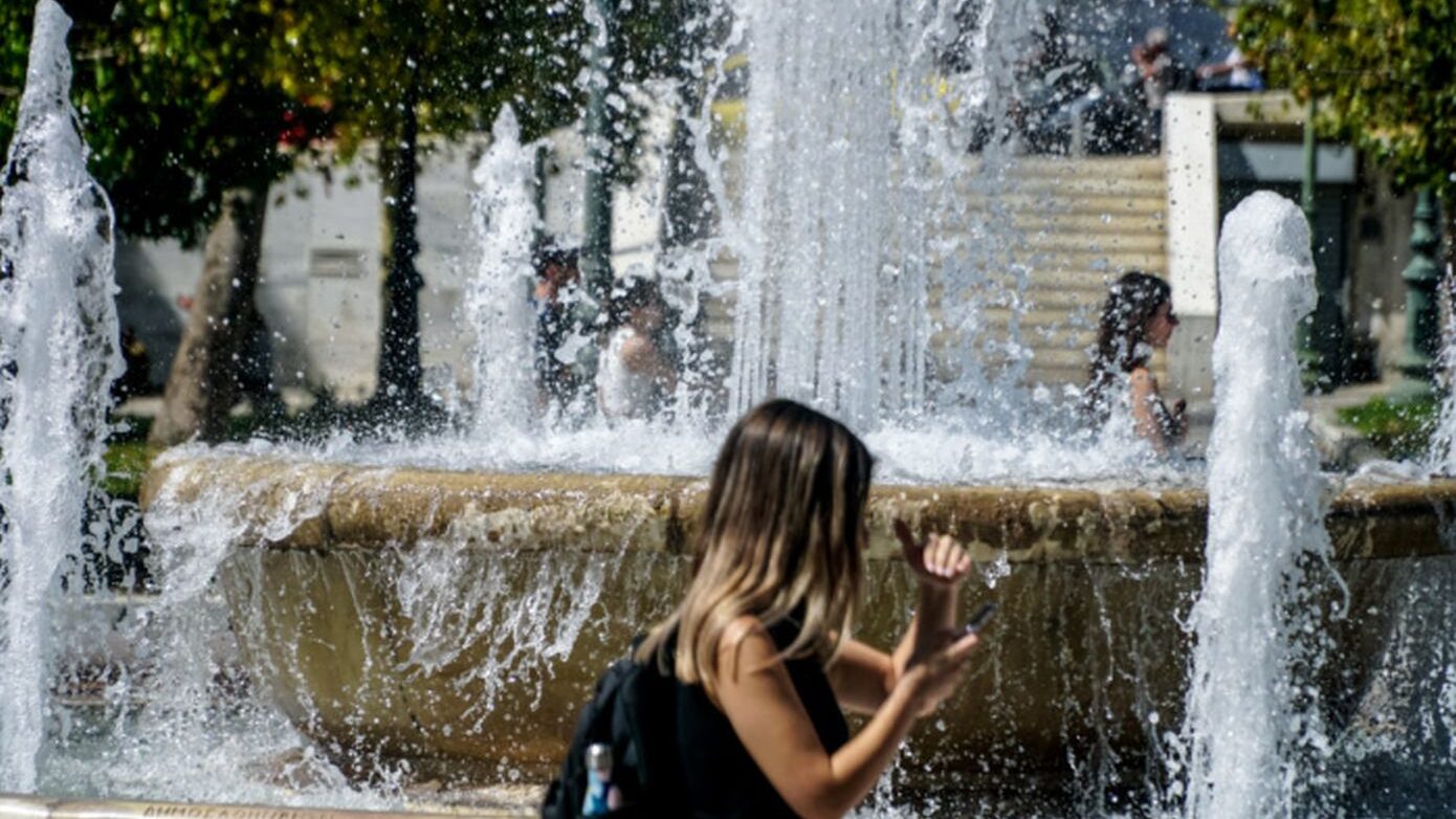 Σε κλοιό καύσωνα η χώρα από την Κυριακή και για 4 ημέρες – Οι θερμοκρασίες θα εκτοξευθούν πάνω από τους 40 βαθμούς Κελσίου