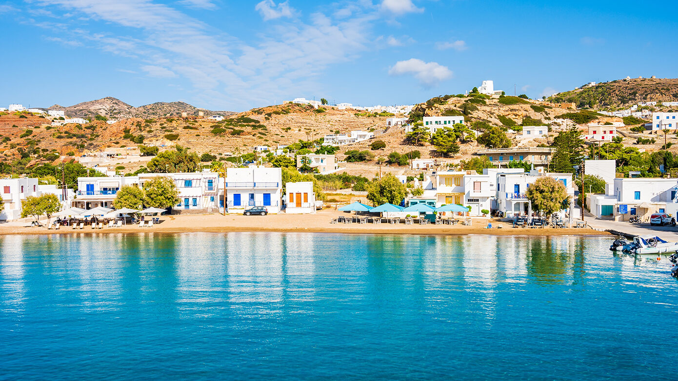 Έντονο επενδυτικό ενδιαφέρον για γη στα ελληνικά νησιά – Τιμές σε κορυφαία επίπεδα δεκαετίας