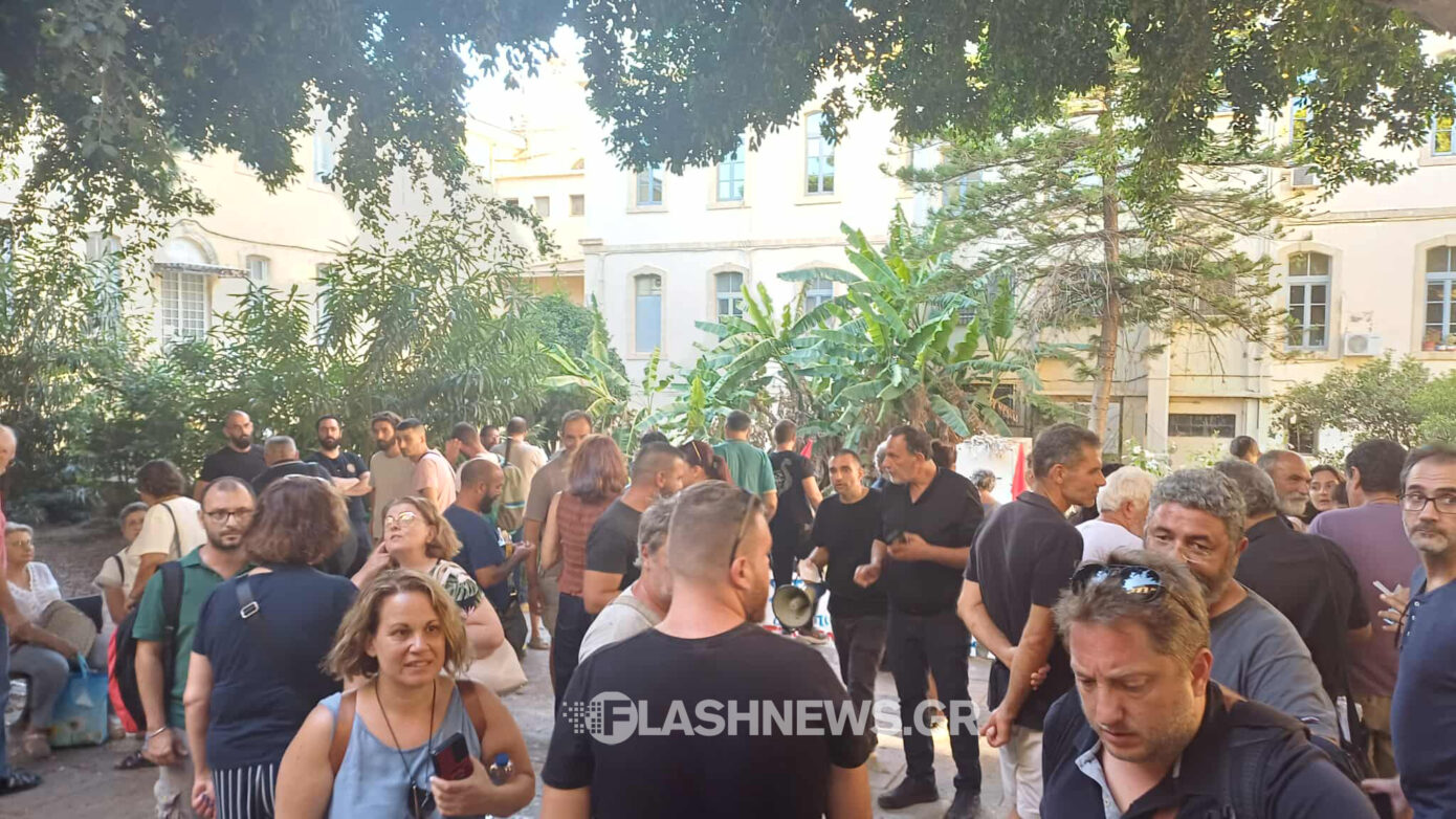 Καταδικάστηκαν οι τέσσερις κατηγορούμενοι για την επίθεση στα γραφεία του ΚΚΕ στα Χανιά