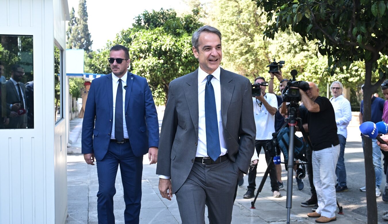 Οι πρωτοβουλίες της Κυβέρνησης για το δικό της rebranding: Οι διαρροές, τα σενάρια και οι στοχευμένες παρεμβάσεις