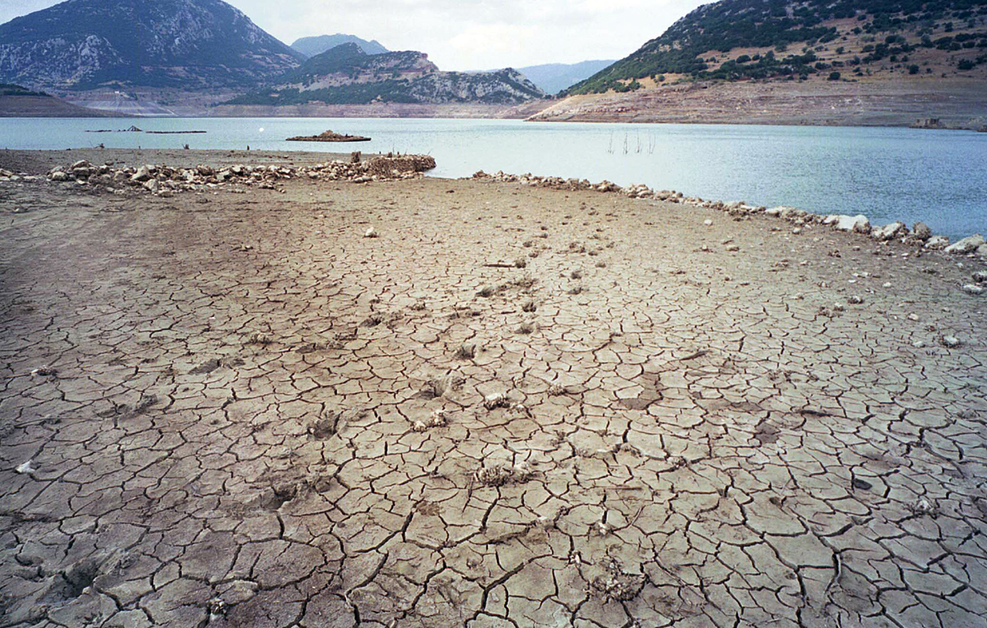 Συνολάκης για λειψυδρία: Απαραίτητη η χρήση νερού από την Ψυτάλλεια στο μέλλον – Πώς θα αξιοποιούμε καθαρό νερό από λύματα