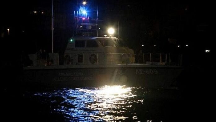 Διάσωση 96 αλλοδαπών νότια της Κρήτης με σκάφος της Frontex