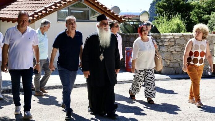 Ο Δήμαρχος Λεβαδέων επισκέπτεται τις κατασκηνώσεις της Ι.Μ. Θηβών-Λεβαδείας & Αυλίδος