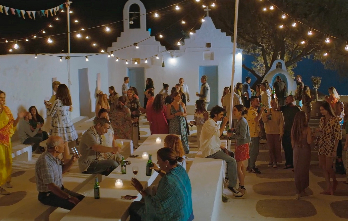 ΕΟΤ και Netflix ενώνουν δυνάμεις σε βίντεο για τον ελληνικό τουρισμό – Με σκηνές από σειρές και ταινίες που γυρίστηκαν στην Ελλάδα