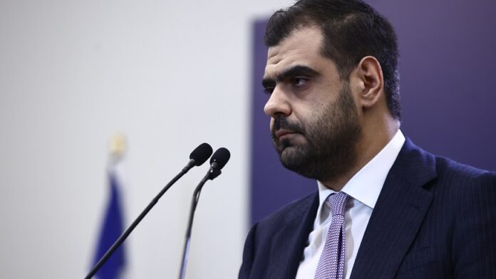 Μαρινάκης για Τσίπρα: Έπαιξε μια χώρα στα ζάρια, όσο και να προσπαθεί δεν θα ξαναγράψει το παρελθόν