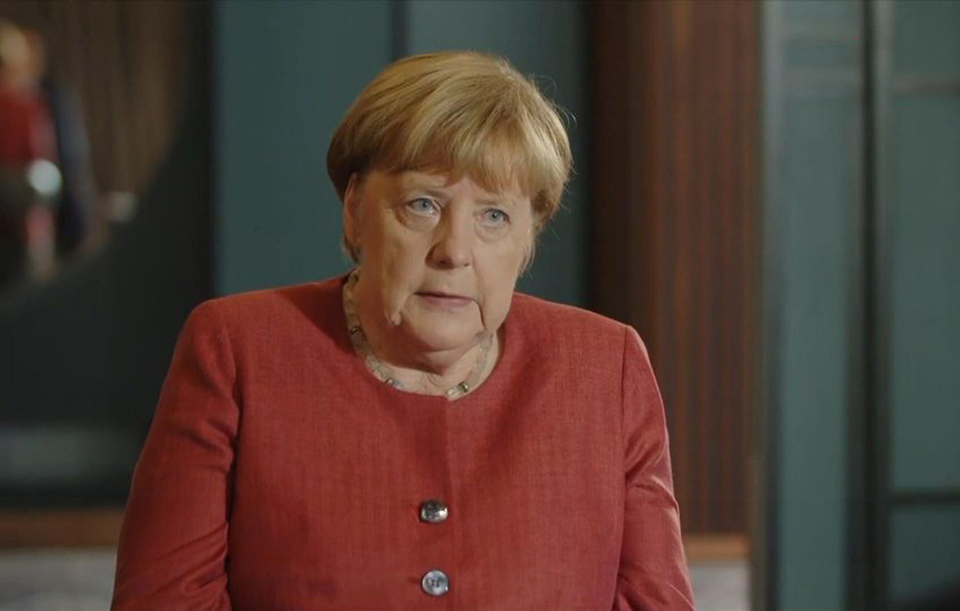 Άνγκελα Μέρκελ: «Δεν θα ζητούσα συγγνώμη από τους Έλληνες αλλά ευχαριστώ – Πληγώθηκα όταν με συνέδεσαν με το ναζισμό»