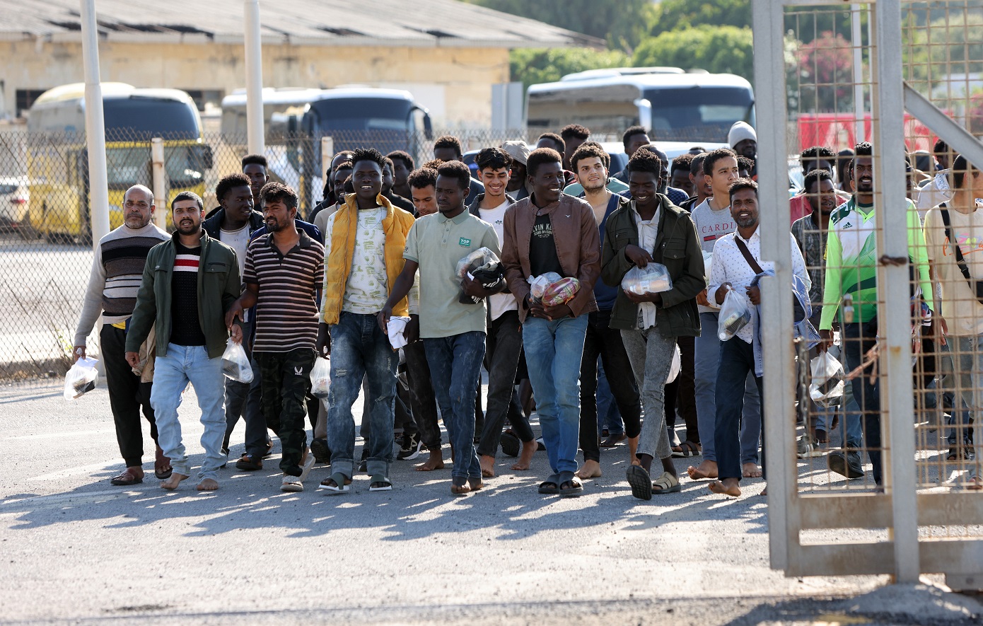 Αυξημένες μεταναστευτικές ροές στην Κρήτη – Πλεύρης: Όσοι έφτασαν από Λιβύη, δεν δικαιούνται άσυλο, θα παραμείνουν μέχρι την απέλαση