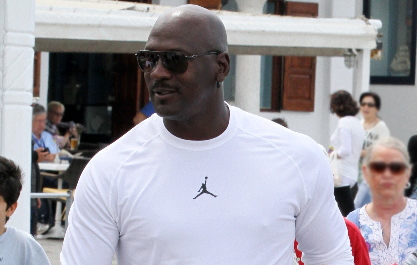 Πώς θα φορολογηθεί το πλουσιοπάροχο φιλοδώρημα του Τζόρνταν στο εστιατόριο της Βουλιαγμένης