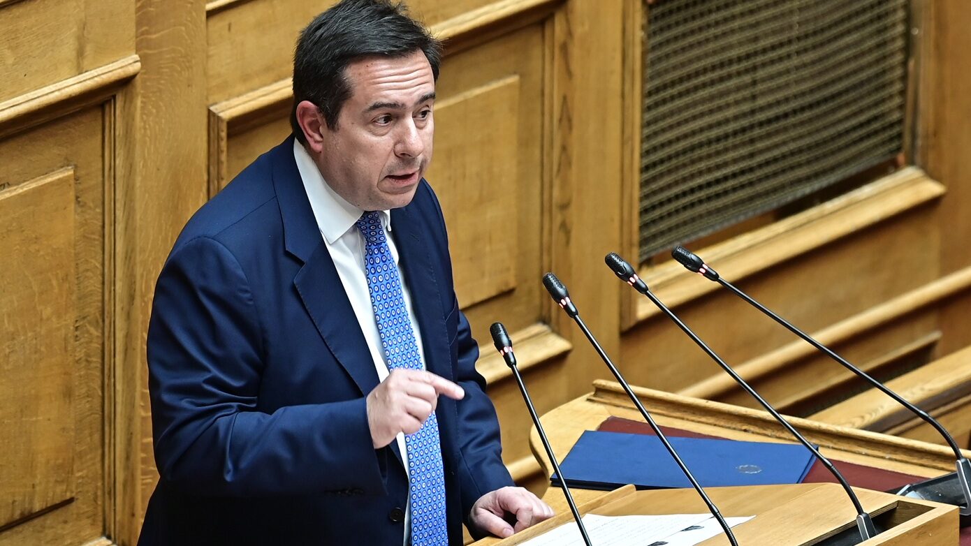 Κατηγορηματική δήλωση Μηταράκη στον Φάμελλο: «Η ΝΔ παραμένει και η ψηφοφορία θα διεξαχθεί κανονικά»