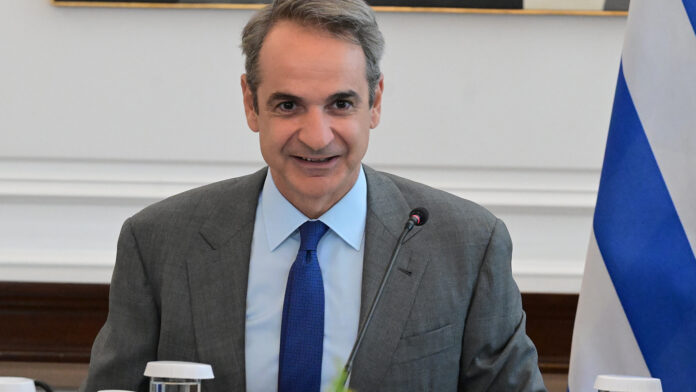 Ο Κυριάκος Μητσοτάκης λανσάρει κανάλι στο WhatsApp – «Ένας άμεσος τρόπος επικοινωνίας»