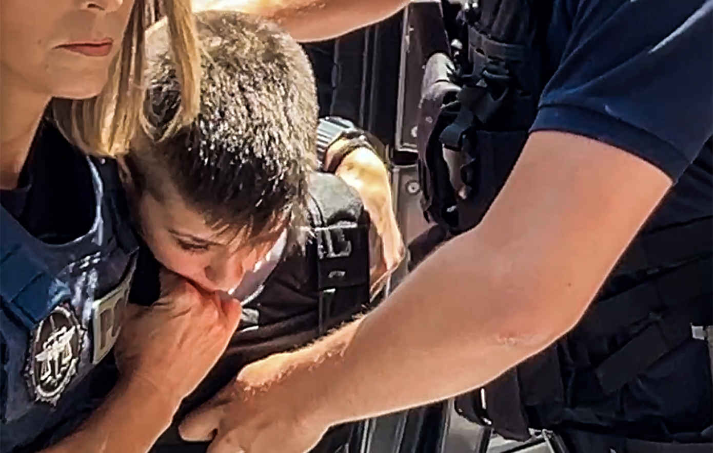 «Πρέπει να μιλήσω. Ναι, το έκανα»: Η ανατριχιαστική ομολογία της Μουρτζούκου