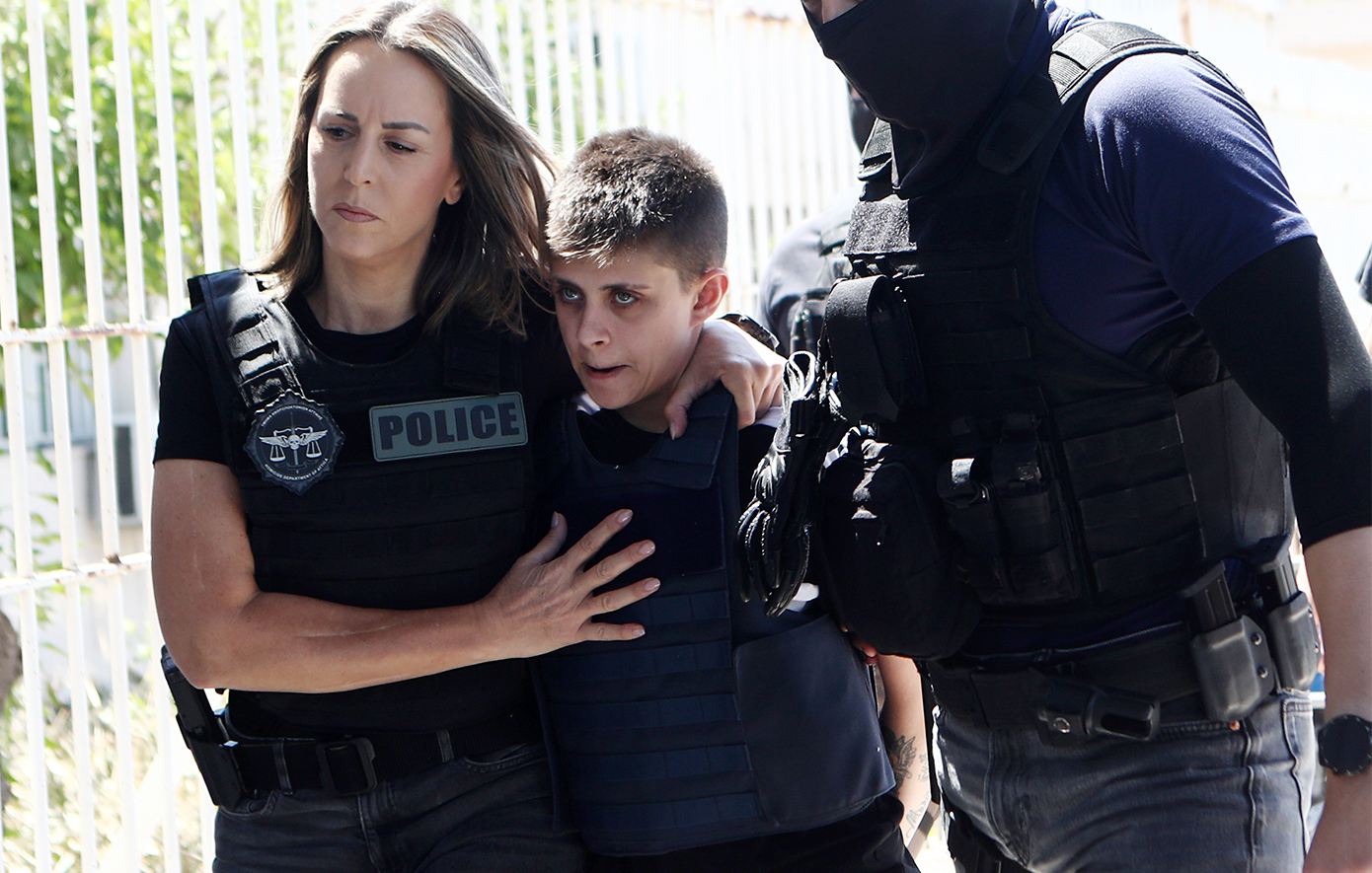 Η μητέρα του μικρού Παναγιώτη αντεπιτίθεται: Η Μουρτζούκου «διακατέχεται από πάθος και εμμονή» με την Πόπη