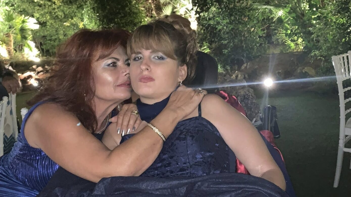 13 χρόνια από την επίθεση στη Μυρτώ στην Πάρο – «Σαν σήμερα ένα κτήνος κατέστρεψε το κεφάλι του παιδιού μου», αναφέρει η μητέρα της