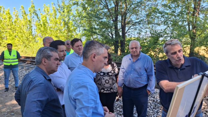Επιθεώρηση Χρίστου Δήμα και Κωνσταντίνου Κυρανάκη στις εργασίες ανακατασκευής του σιδηροδρομικού δικτύου στη Θεσσαλία