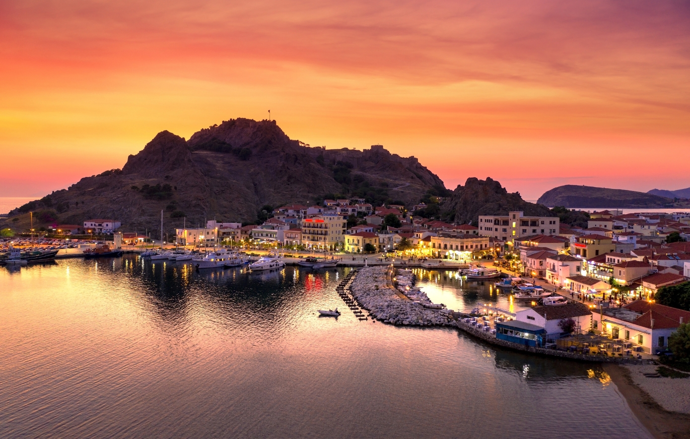 Τι καιρό θα κάνει το καλοκαίρι σύμφωνα με τα Μερομήνια 2025