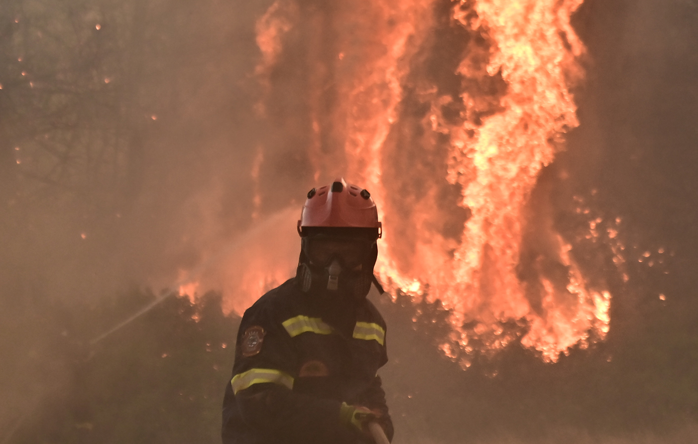 Εκτεταμένη πυρκαγιά στο Κιλκίς – Εισήλθε στην Ελλάδα από Βόρεια Μακεδονία