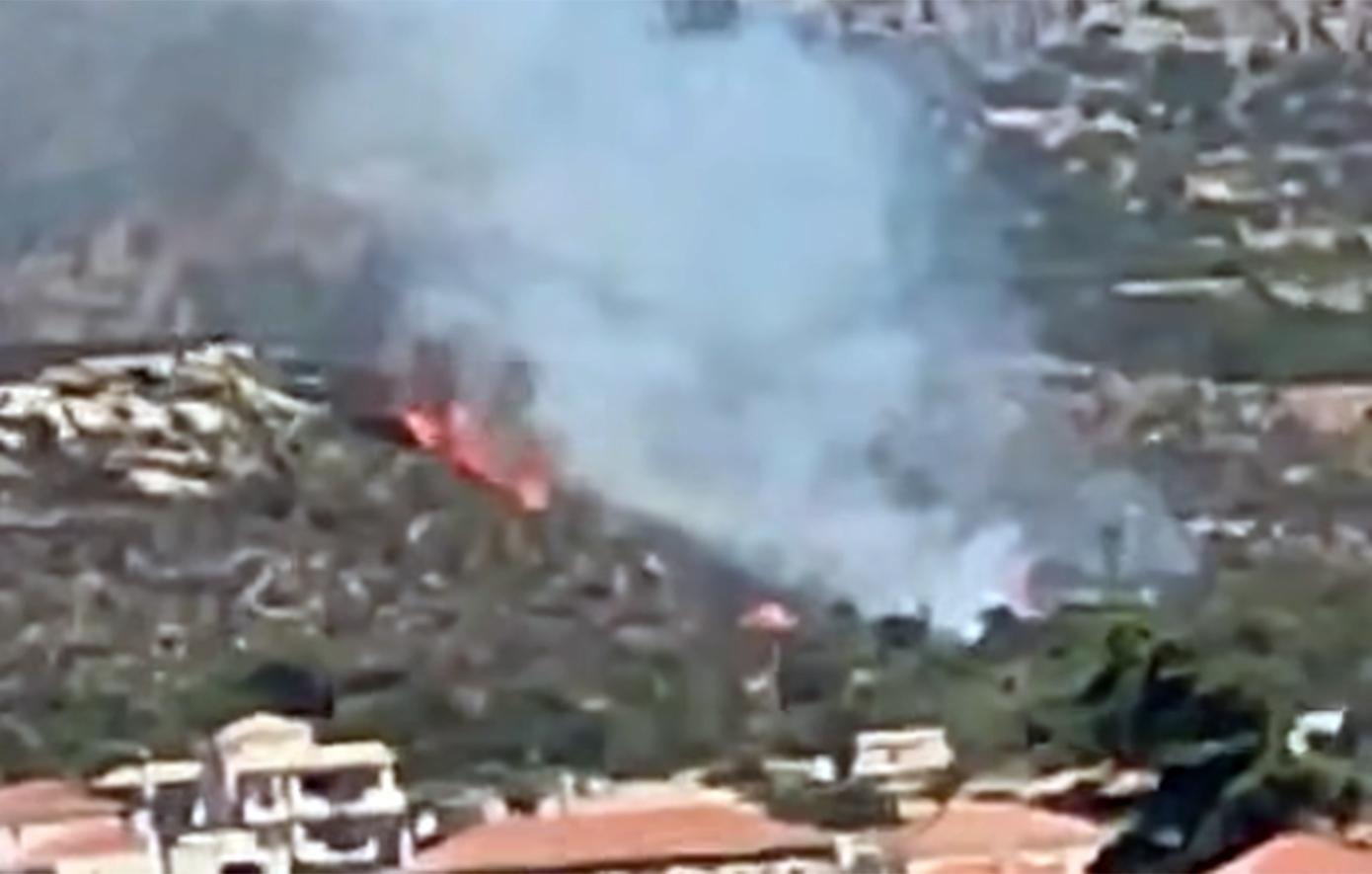 Πυρκαγιά στην Πλύτρα Λακωνίας