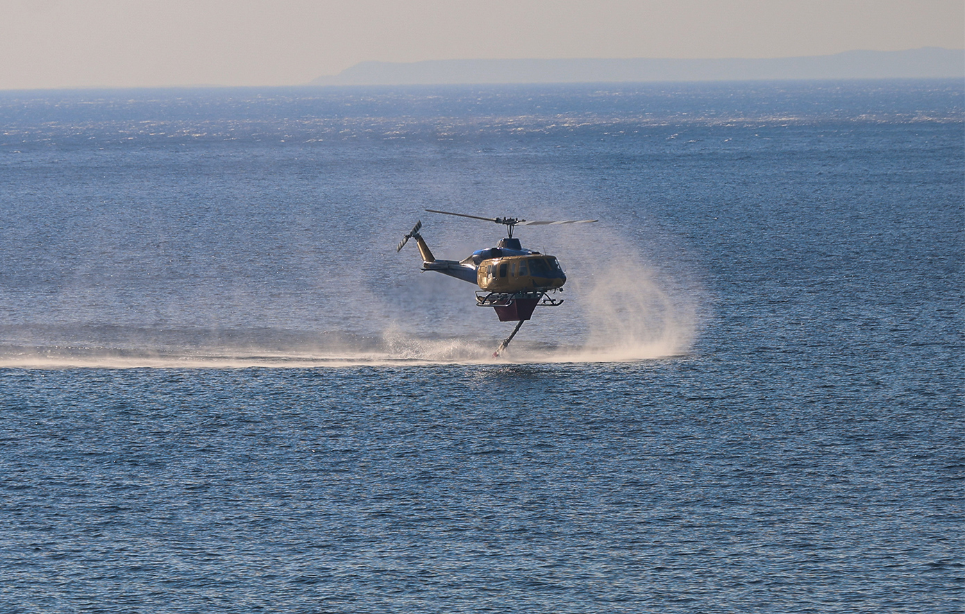 Φωτιά τώρα στο Χαμέζι Σητείας – Σηκώθηκαν εναέρια μέσα