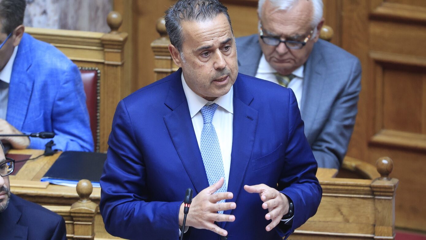 Εγκρίθηκε στην Επιτροπή το νομοσχέδιο για κώδικα πολιτικής δικονομίας – Ανακοίνωσε βελτιώσεις ο Ιωάννης Μπούγας