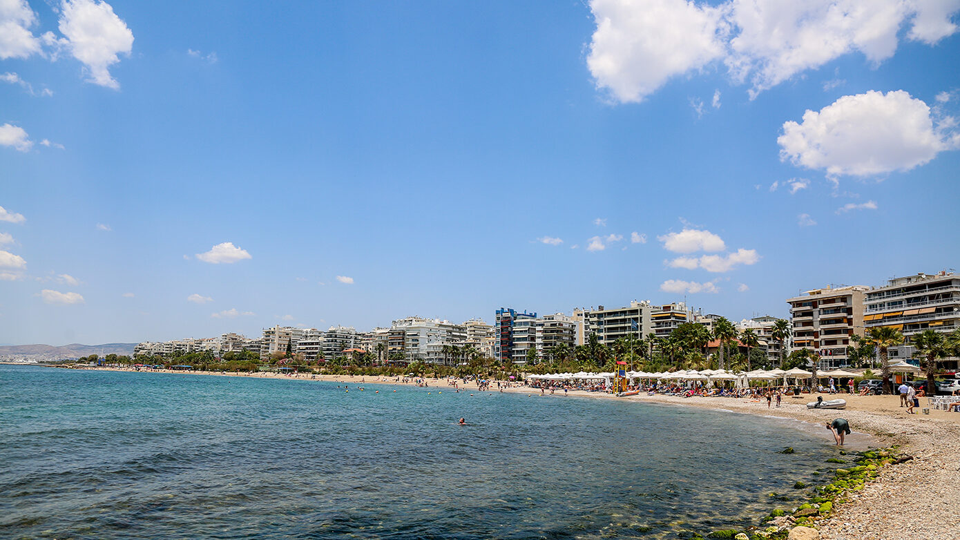 Μυστήριο γύρω από την ταυτότητα του νεκρού κοριτσιού στο Παλαιό Φάληρο: «Ο ιατροδικαστής σοκαρίστηκε μόλις αφαίρεσε το μαγιό»