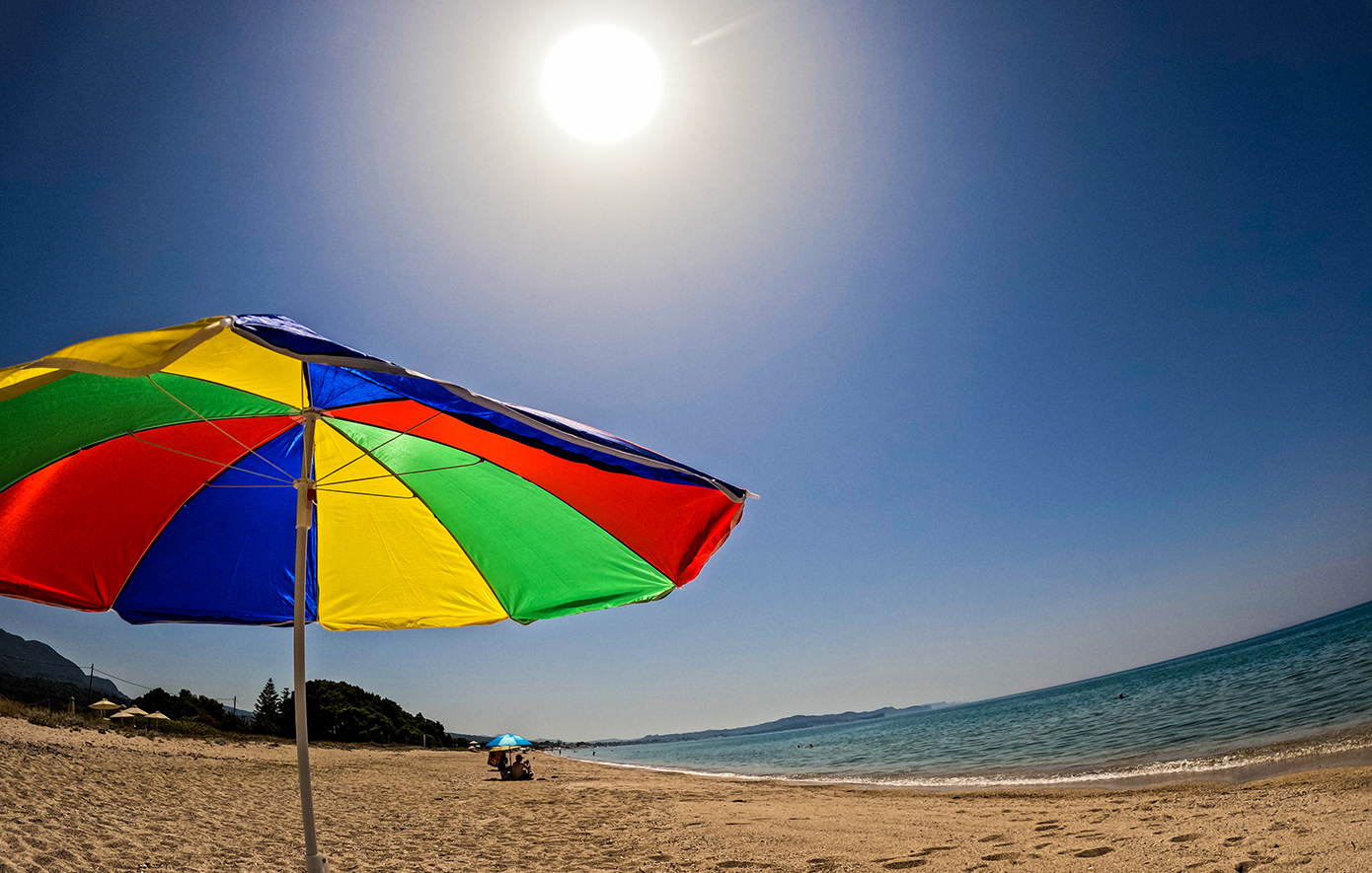 Ο θερμικός θόλος σαρώνει τα Βαλκάνια και φέρνει τετραήμερο καύσωνα στην Ελλάδα – Πότε καταρρέει