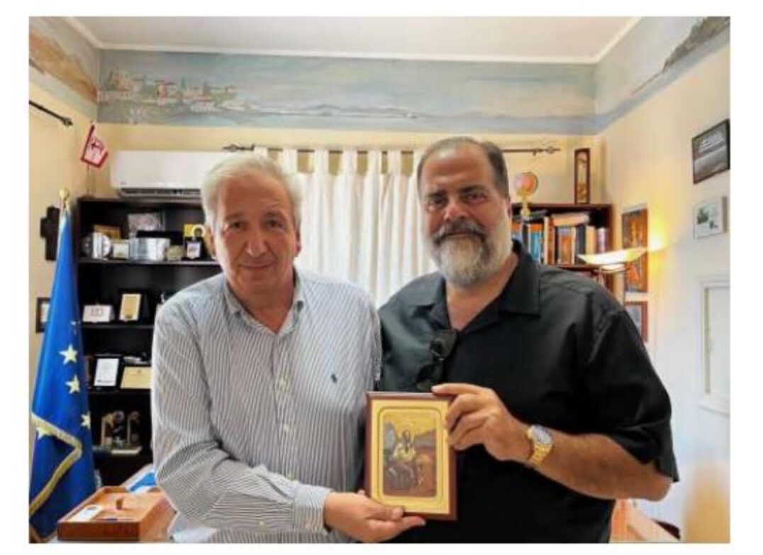 Σημαντική προσφορά του Νικόλα Διαμ. Πατέρα στον Καθεδρικό Ναό Αγίου Νικολάου Οινουσσών