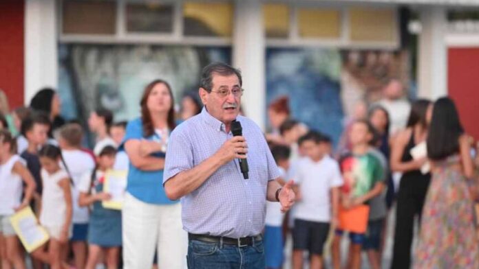 Ο Δήμαρχος Πατρέων στην τελετή λήξης των Δημοτικών Παιδικών Κατασκηνώσεων