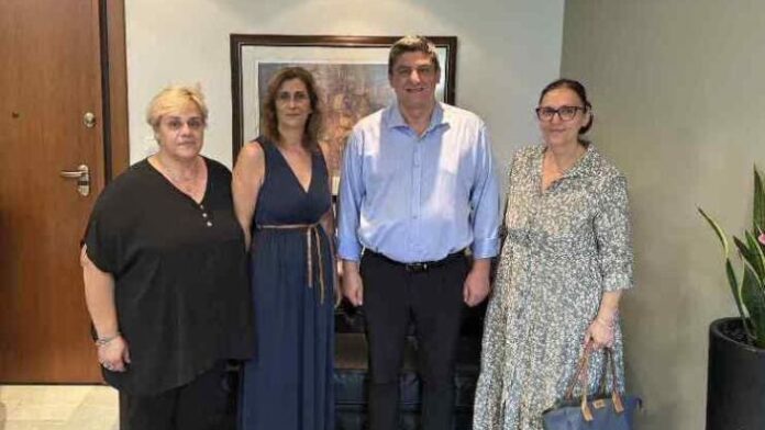 Ο Δήμαρχος Πέλλας Στ. Φουντουκίδης συναντήθηκε με τις σχολικές καθαρίστριες