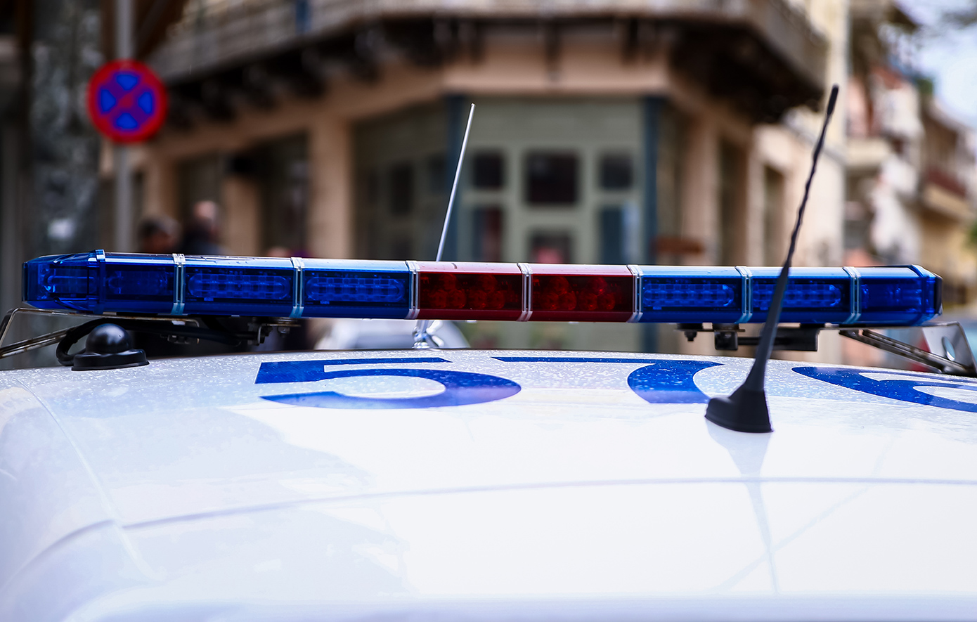 Εξαρθρώθηκε κύκλωμα που εμπότιζε με κοκαΐνη αποξηραμένα δέρματα βοοειδών από τη Βολιβία – Οι δράστες και το μυστικό εργαστήριο στα Σπάτα