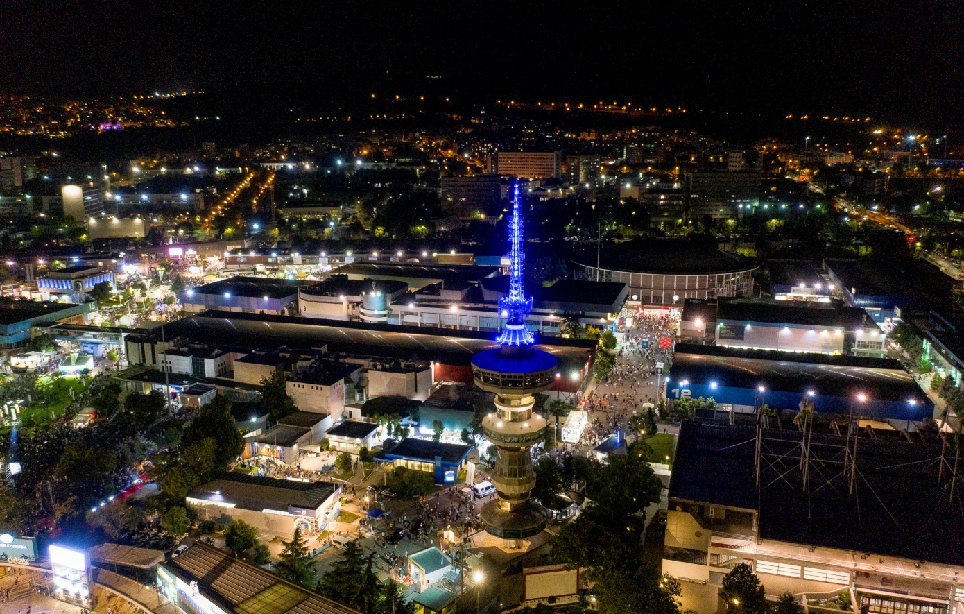 Θεσσαλονίκη: Ο Πύργος του ΟΤΕ με νέα εμφάνιση στην 89η ΔΕΘ – Απομακρύνονται οι σκαλωσιές