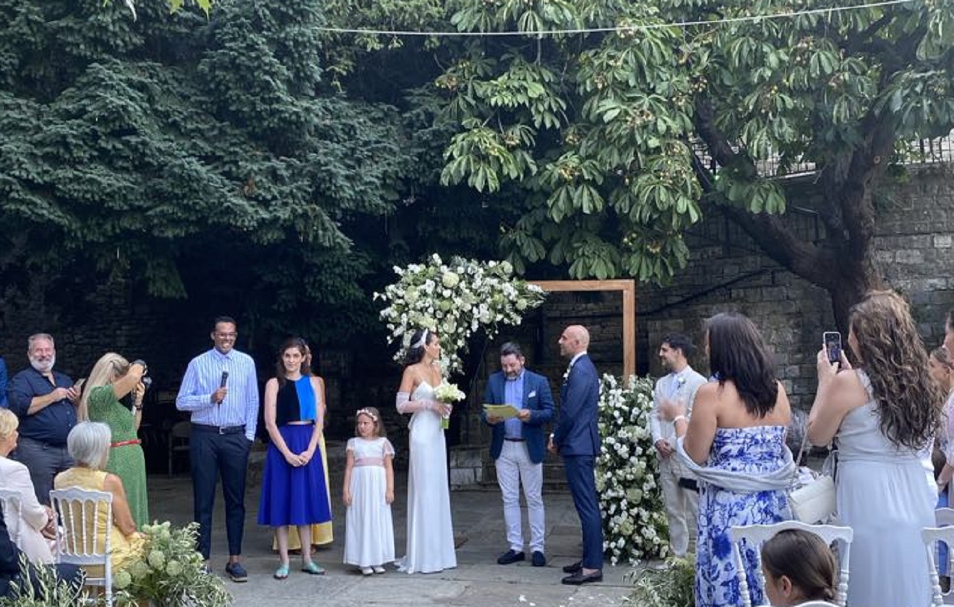 Ο θρυλικός πλάτανος της Τσαγκαράδας είναι… κλεισμένος μέχρι το καλοκαίρι του 2026 για γάμους