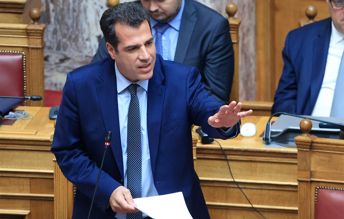 Θάνος Πλεύρης για παράνομους μετανάστες στην Κρήτη: «Συνελήφθησαν και μεταφέρονται σε κέντρα κράτησης»