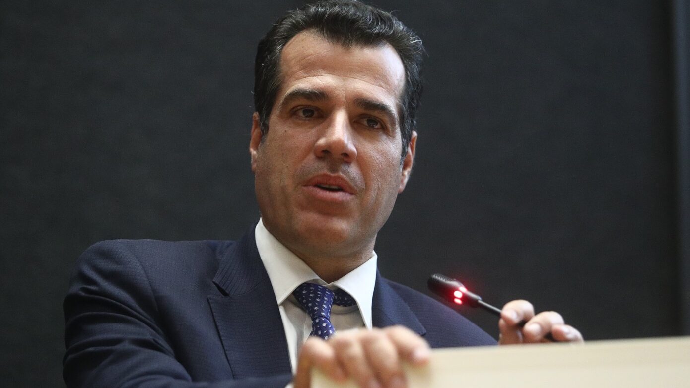 Πλεύρης: Η χώρα έχει σύνορα – Δεν θα δεχτούμε καραβιές στο όνομα ψευδοανθρωπισμού