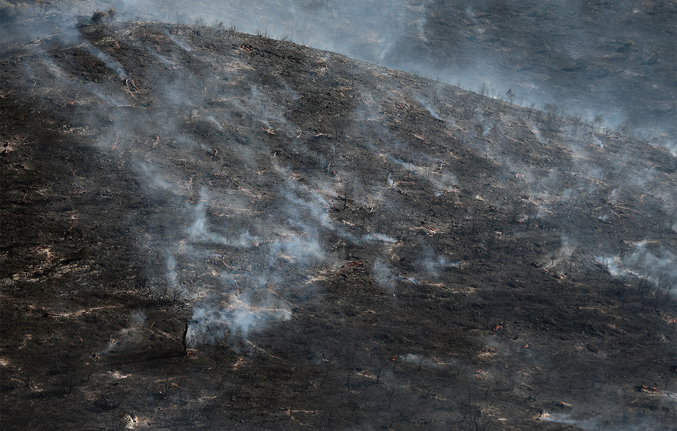 Η φωτιά στην περιοχή Αυλώνα της Λέσβου τέθηκε υπό έλεγχο