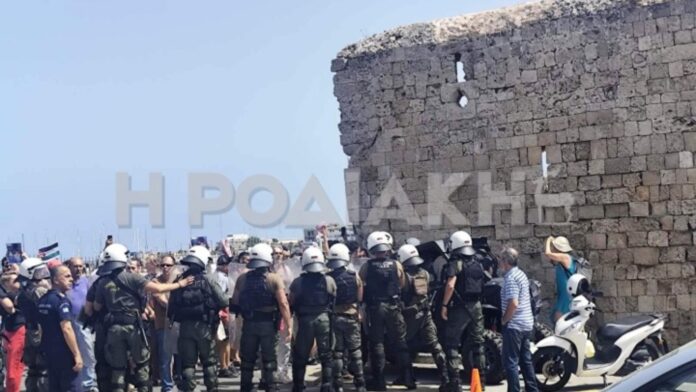 Αναστάτωση στο λιμάνι της Ρόδου με την άφιξη Ισραηλινών τουριστών – Αστυνομικά μέτρα και συλλήψεις