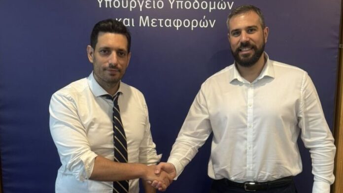 Σύσκεψη Δημάρχου Πετρούπολης με τον Αναπ. Υπουργό Μεταφορών για τις συγκοινωνίες