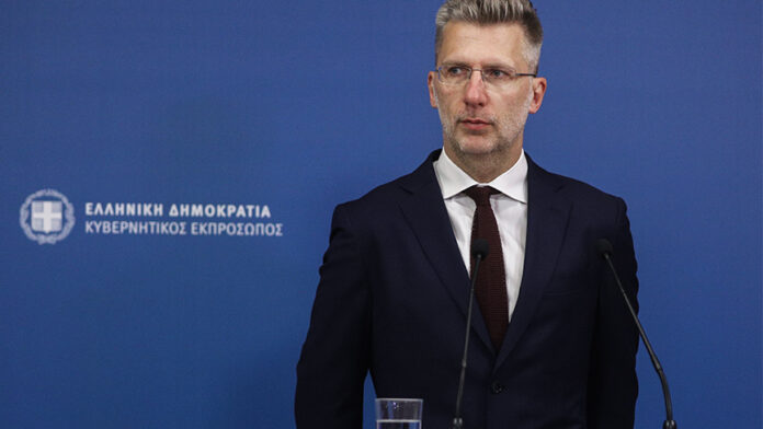 Διαδικτυακή αντιπαράθεση Σκέρτσου – Πυργιώτη: Επεξηγήσεις Παύλου Μαρινάκη, επίθεση της αντιπολίτευσης και νέα αντίδραση του υπουργού Επικρατείας