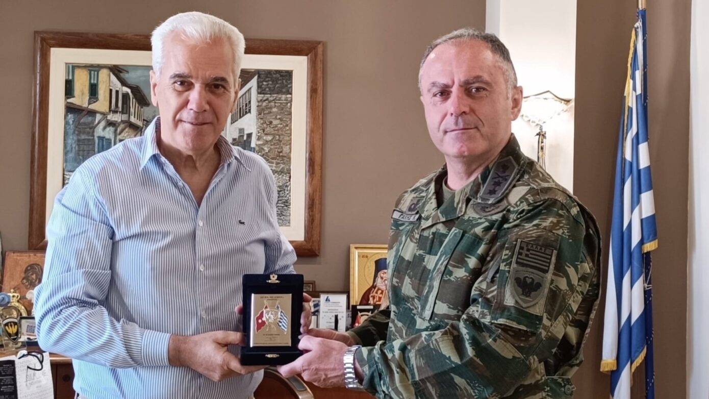 Ο Διοικητής της 12ης Μ/Κ Μεραρχίας Πεζικού “Έβρος” επισκέπτεται το Δημαρχείο Σουφλίου