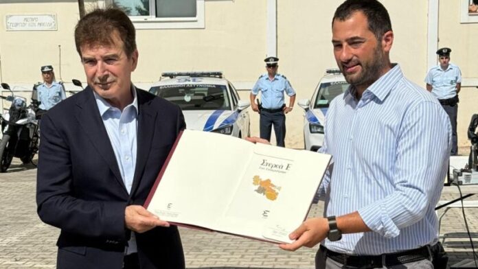 Η Περιφέρεια Αττικής παραλαμβάνει 45 καινούργια αστυνομικά οχήματα από τη Στερεά Ελλάδα