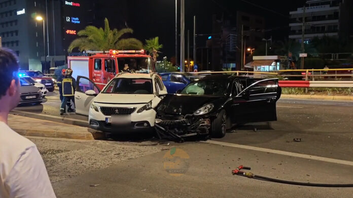 Βίντεο αποκαλύπτει τη στιγμή της καραμπόλας στη Συγγρού – Η προσπέραση και το σοβαρό ατύχημα