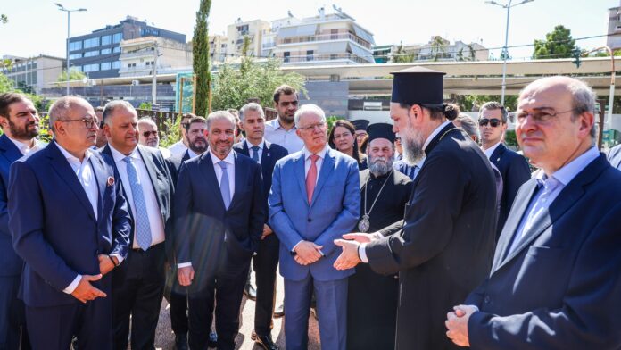 Τους χώρους του υπό κατασκευή Ιωνικού Κέντρου της Ιεράς Μητρόπολης Νέας Ιωνίας επισκέφτηκε ο Κωνσταντίνος Τασούλας