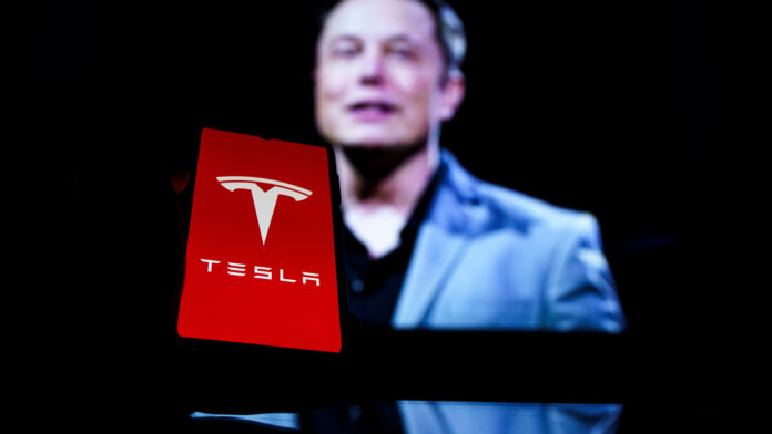 Σάλος στην Tesla, μετά την ίδρυση νέου κόμματος από τον Μασκ – Πτώση 7% στη μετοχή