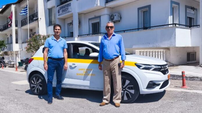 Η Περιφέρεια Αττικής παραλαμβάνει νέο όχημα από το Δήμο Θάσου για την Κοινωνική Υπηρεσία
