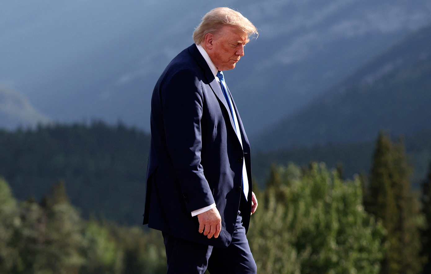 Ο Τραμπ αποστέλλει σήμερα τις πρώτες επιστολές για δασμούς – Ποιους στοχεύει