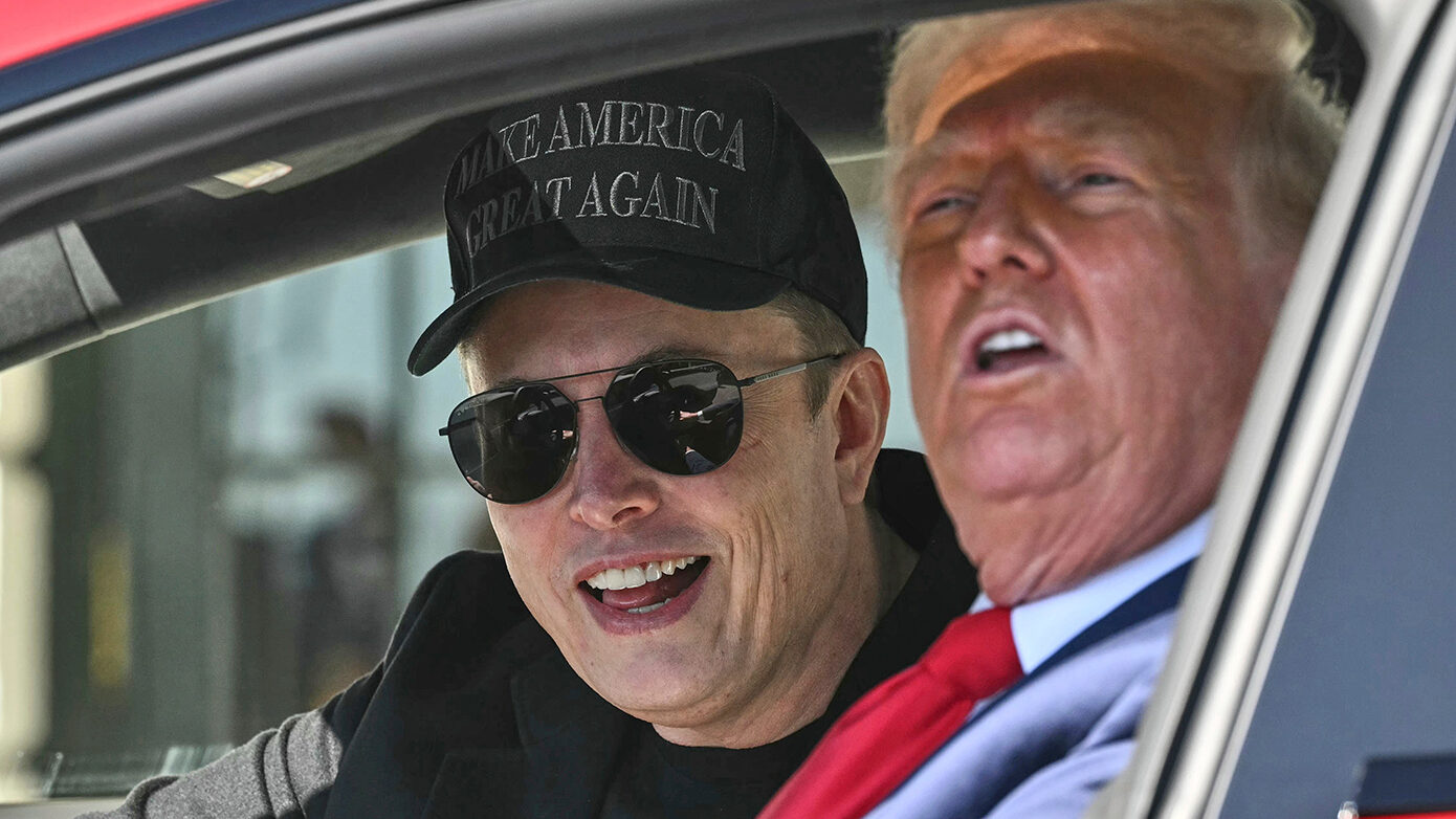 Στο «κενό» η μετοχή της Tesla μετά την έντονη «αντιπαράθεση» του Μασκ με τον Τραμπ