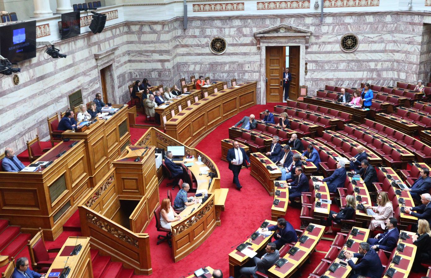 Ζωντανά η ανάλυση του πορίσματος για τον Κώστα Αχ. Καραμανλή στη Βουλή – Απόψε η κρυφή ψηφοφορία