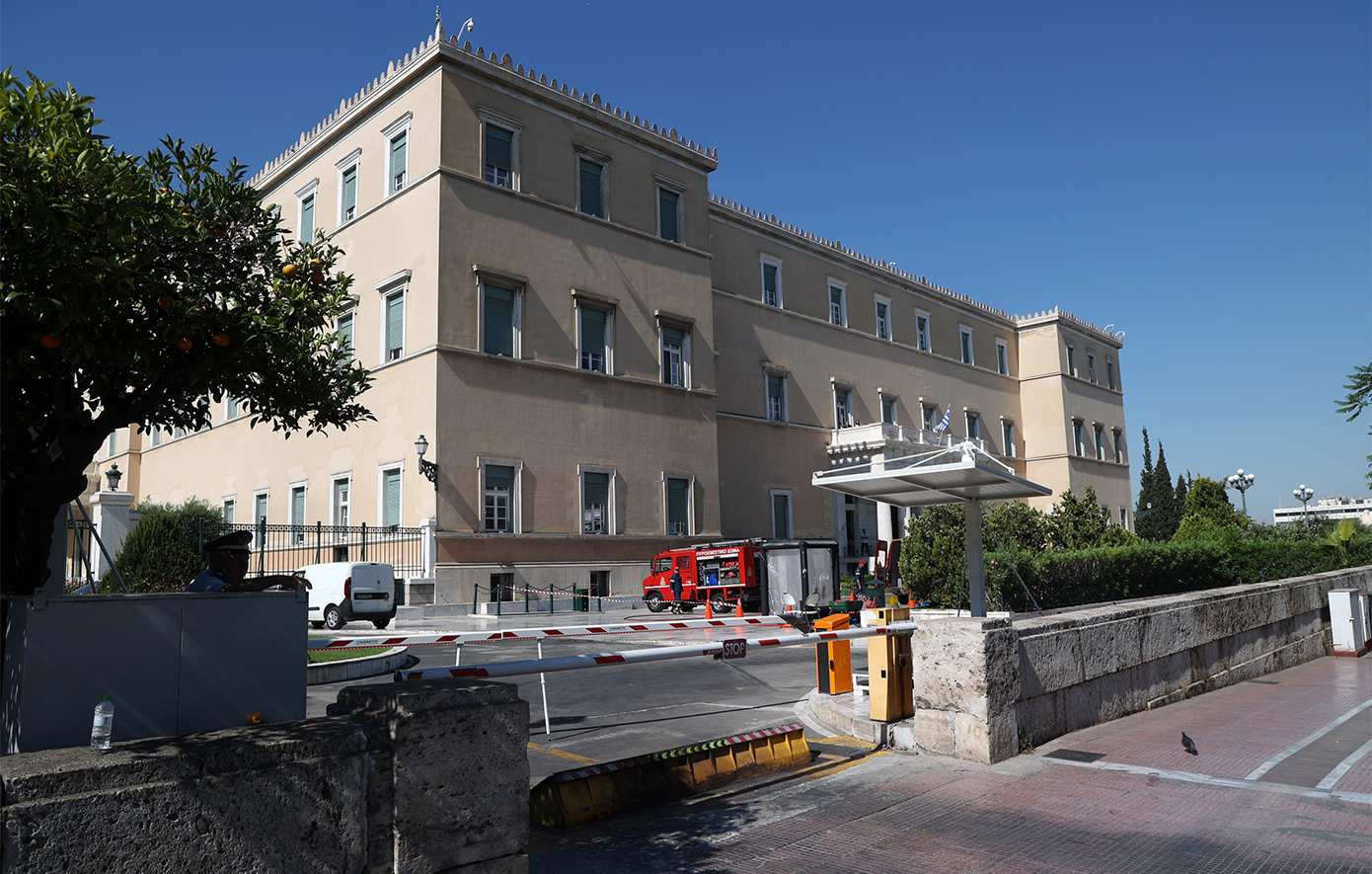 Σχέδιο προστασίας της Βουλής: Συγκροτείται νέα Επιτροπή Αντιμετώπισης Κρίσεων για κάθε πιθανό κίνδυνο του Μεγάρου και του θεσμού