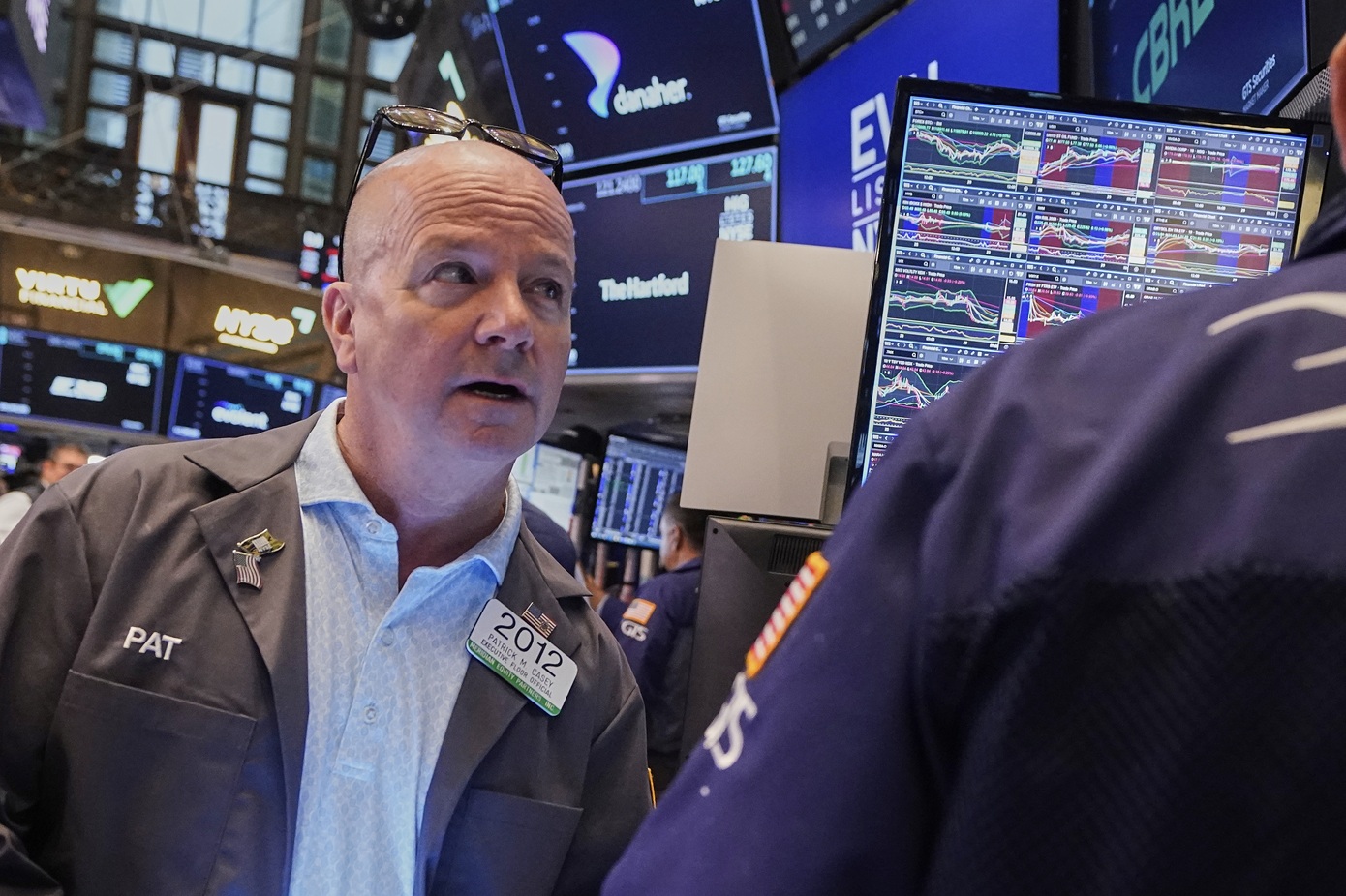 Πτώση στη Wall Street – Οι επενδυτές επικεντρώνονται στη Fed