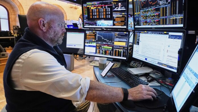Wall Street: Νέα ιστορικά ορόσημα για S&P 500 και Nasdaq με διπλό ρεκόρ